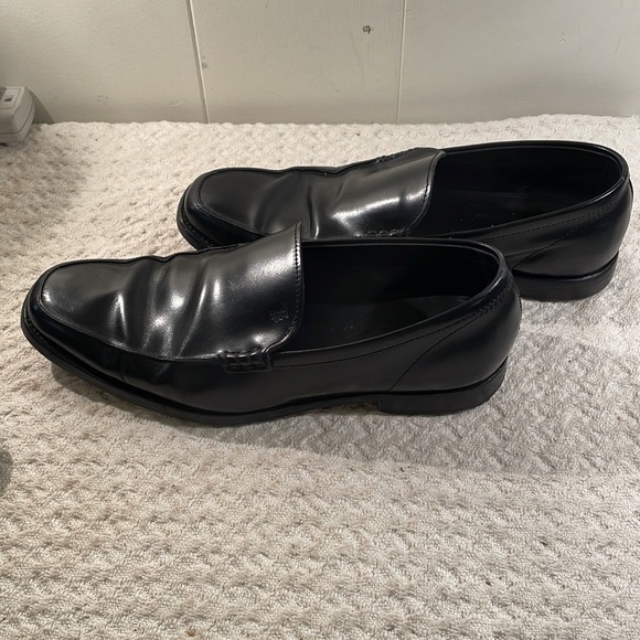 TOD’S Black Leather Slip On Loafers Unisex main image 10